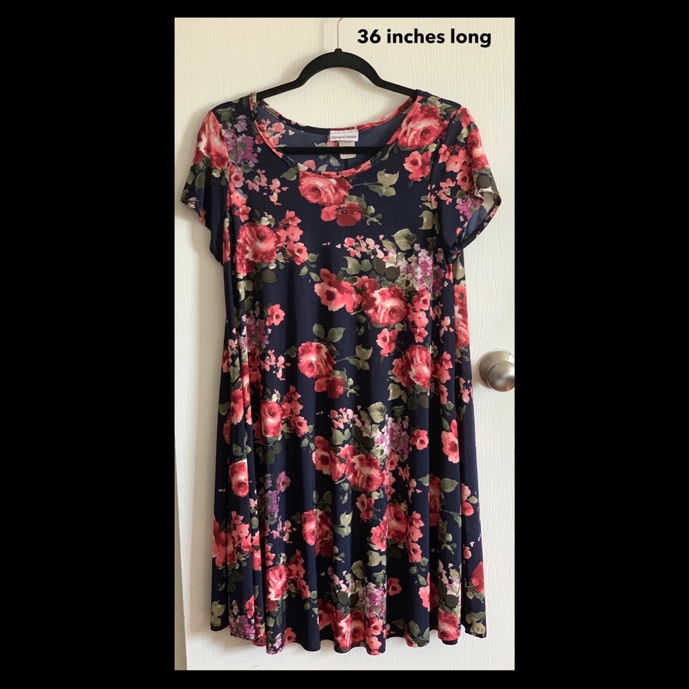 Women’s/Juniors Dress